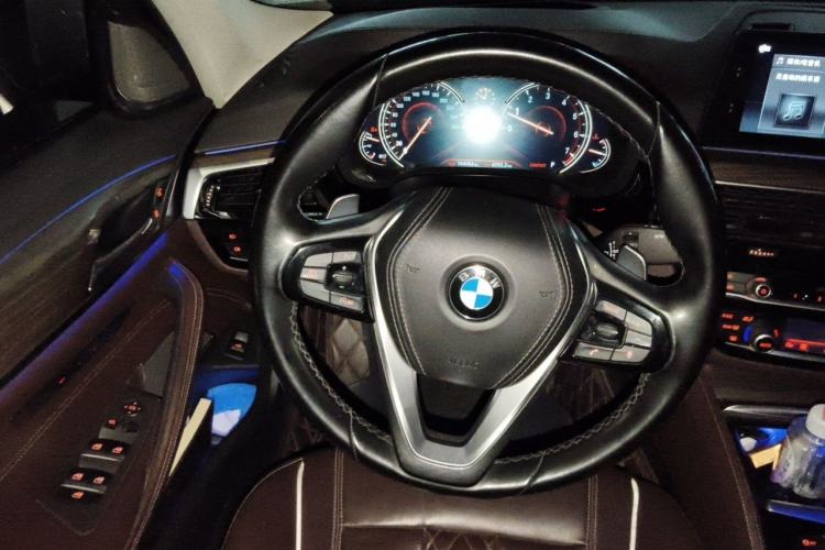 Used BMW 5 Series 2018 Facelifted 530Li Luxury Edition Premium Package Steering Wheel