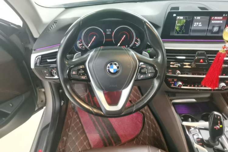 Used BMW 5 Series 2018 530Li Leading Edition Luxury Package Steering Wheel