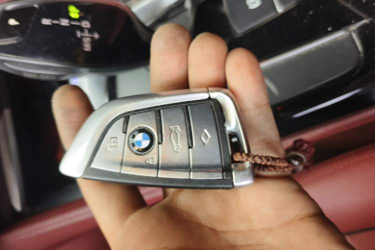 Used BMW 5 Series 2018 530Li Luxury Edition Premium Package Vehicle Key