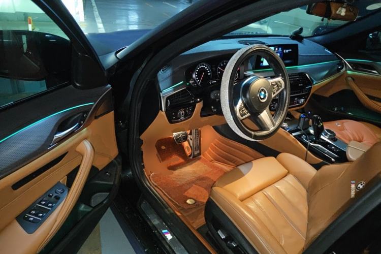 Used BMW 5 Series 2018 525i M Sport Package Driver Seat