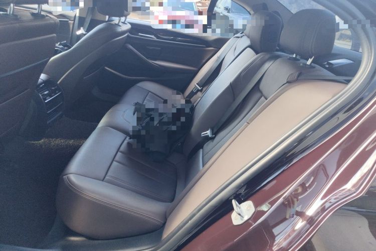 Used BMW 5 Series 2018 525Li Luxury Package Left Rear Seat