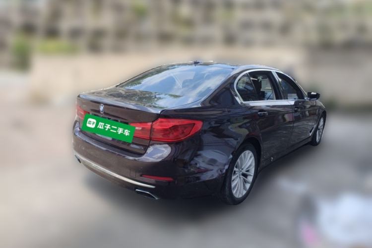 Used BMW 5 Series 2018 525Li Luxury Package Rear Right 45 Deg