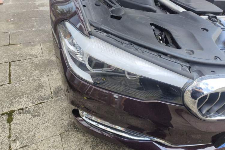 Used BMW 5 Series 2018 525Li Luxury Package Right Front Headlight