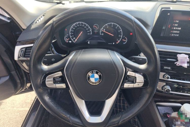 Used BMW 5 Series 2018 525Li Luxury Package Steering Wheel
