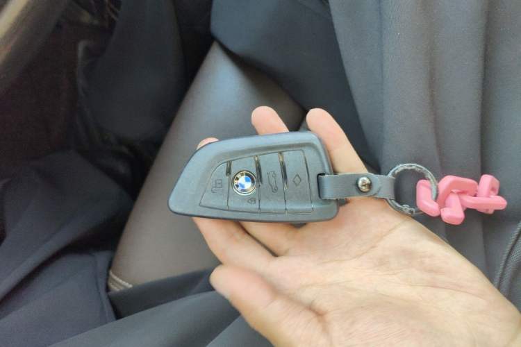 Used BMW 5 Series 2018 525Li Luxury Package Vehicle Key