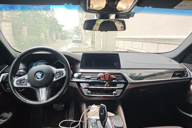 Used BMW 5 Series 2018 525Li M Sport Package Center Console