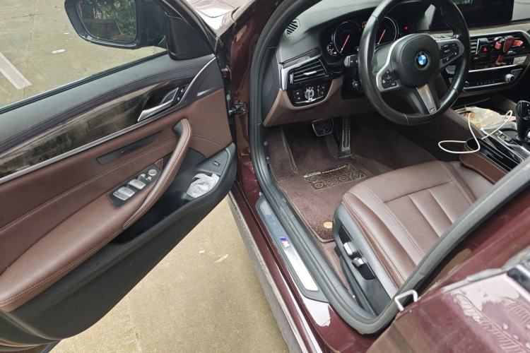 Used BMW 5 Series 2018 525Li M Sport Package Driver Seat