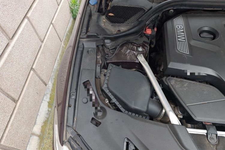 Used BMW 5 Series 2018 525Li M Sport Package Engine Bay Right