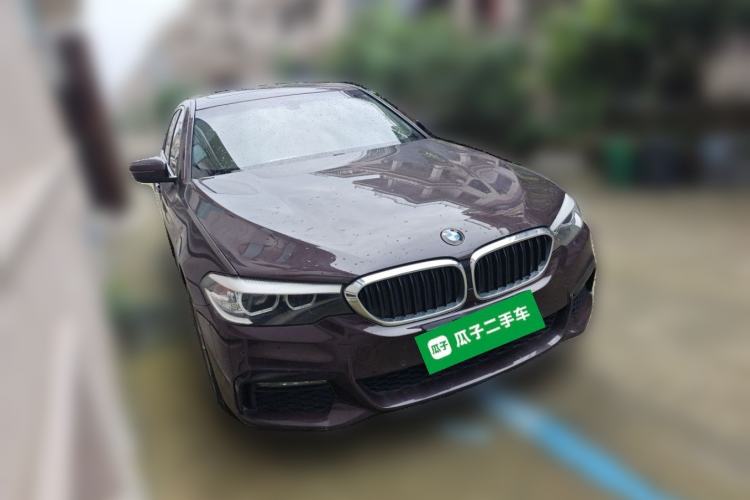Used BMW 5 Series 2018 525Li M Sport Package Front Right 45 Deg