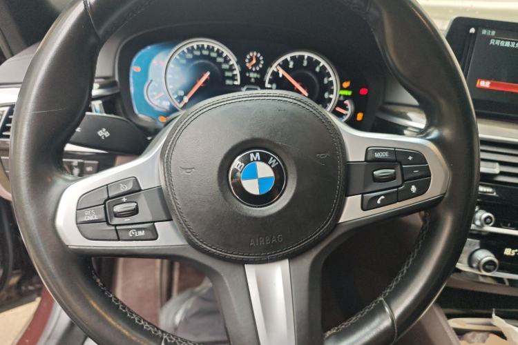 Used BMW 5 Series 2018 525Li M Sport Package Steering Wheel