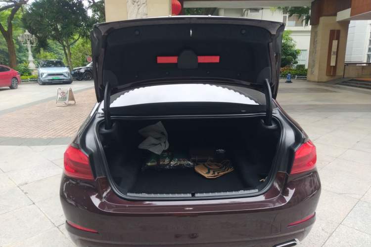 Used BMW 5 Series 2018 528Li Launch Special Edition Trunk
