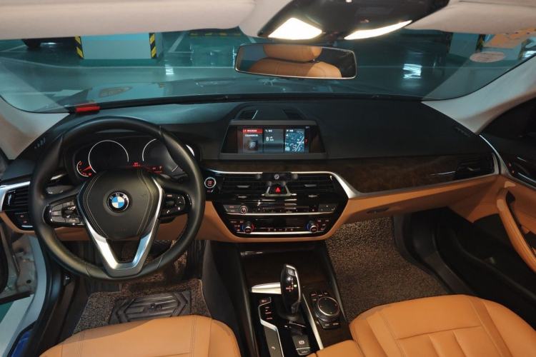 Used BMW 5 Series 2018 528Li Launch Special Edition Center Console