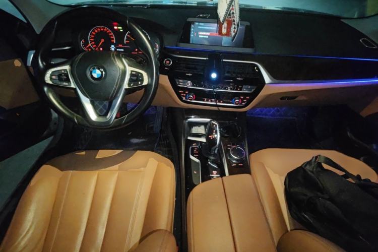 Used BMW 5 Series 2018 528Li Launch Special Edition Center Console