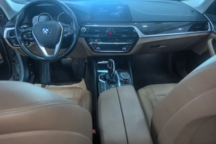 Used BMW 5 Series 2018 528Li Launch Special Edition Center Console