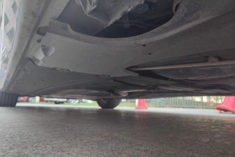 Used BMW 5 Series 2018 528Li Launch Special Edition Chassis Rear Left