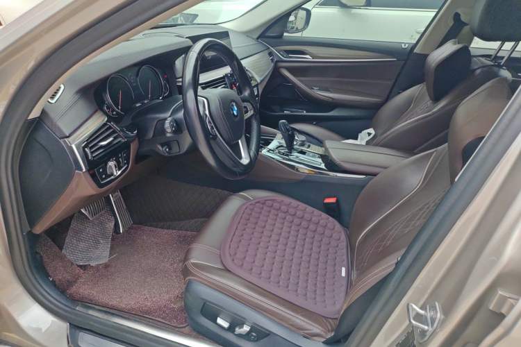 Used BMW 5 Series 2018 Facelifted 530Li Luxury Edition Premium Package Driver Seat