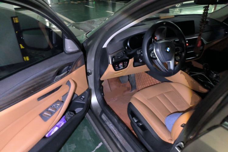 Used BMW 5 Series 2018 Facelifted 530Li Luxury Edition Premium Package Driver Seat