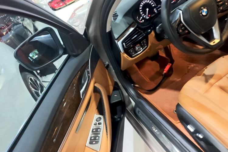 Used BMW 5 Series 2018 528Li Launch Special Edition Driver Seat
