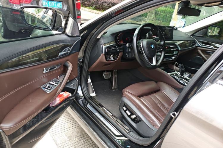 Used BMW 5 Series 2018 Revised 540Li Executive Edition Driver Seat