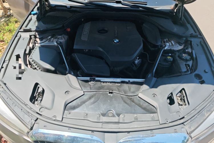 Used BMW 5 Series 2018 528Li Launch Special Edition Engine Bay