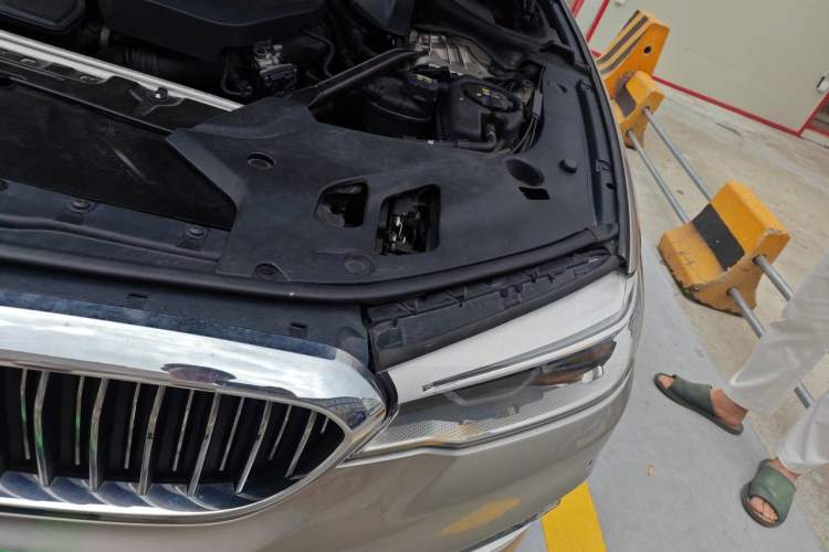 Used BMW 5 Series 2018 Facelifted 530Li Luxury Edition Premium Package Engine Bay Left
