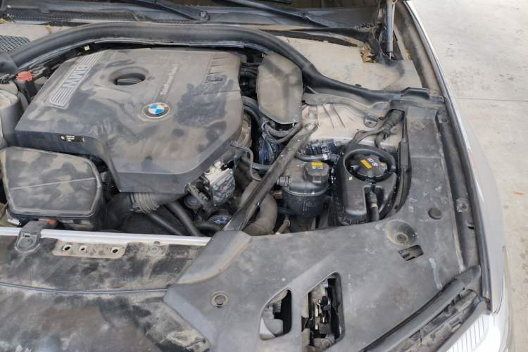 Used BMW 5 Series 2018 528Li Launch Special Edition Engine Bay Left