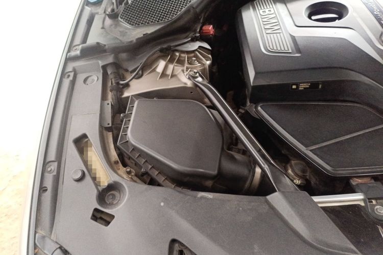 Used BMW 5 Series 2018 528Li Launch Special Edition Engine Bay Right