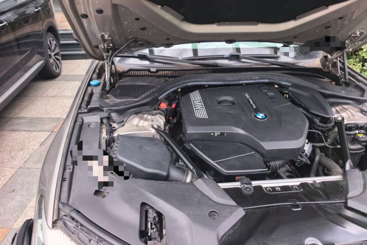 Used BMW 5 Series 2018 528Li Launch Special Edition Engine Bay Right