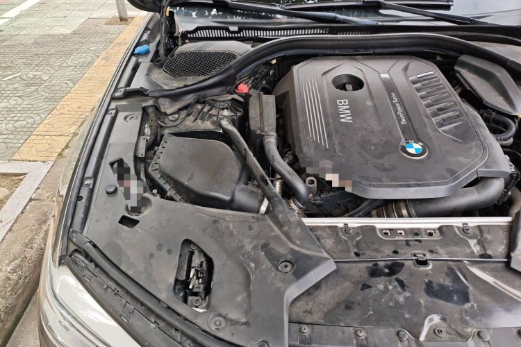 Used BMW 5 Series 2018 Revised 540Li Executive Edition Engine Bay Right
