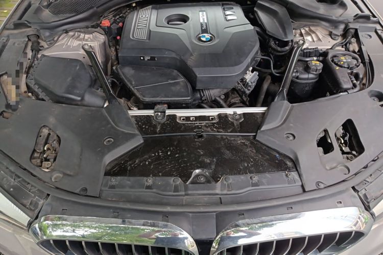 Used BMW 5 Series 2018 530Li Leading Edition Luxury Package Engine Bay