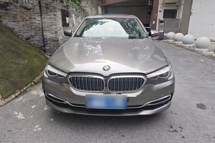 Used BMW 5 Series 2018 525Li Luxury Package Exterior 1
