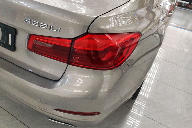 Used BMW 5 Series 2018 528Li Launch Special Edition Exterior 3