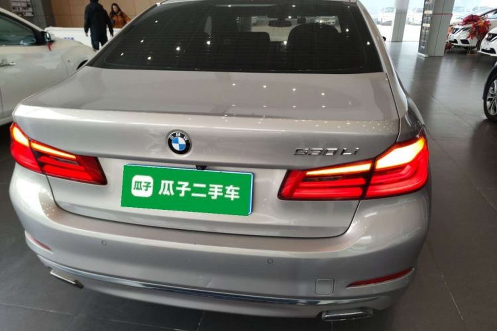 Used BMW 5 Series 2018 530Li Leading Edition Luxury Package Exterior 4