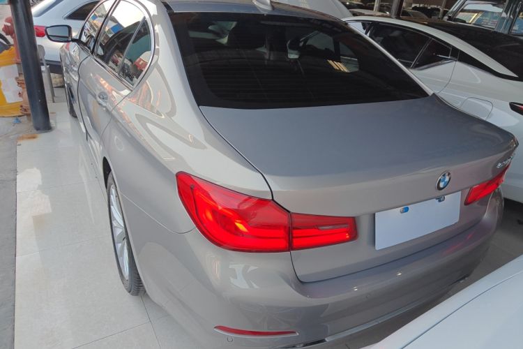 Used BMW 5 Series 2018 530Li Leading Edition Luxury Package Exterior 4