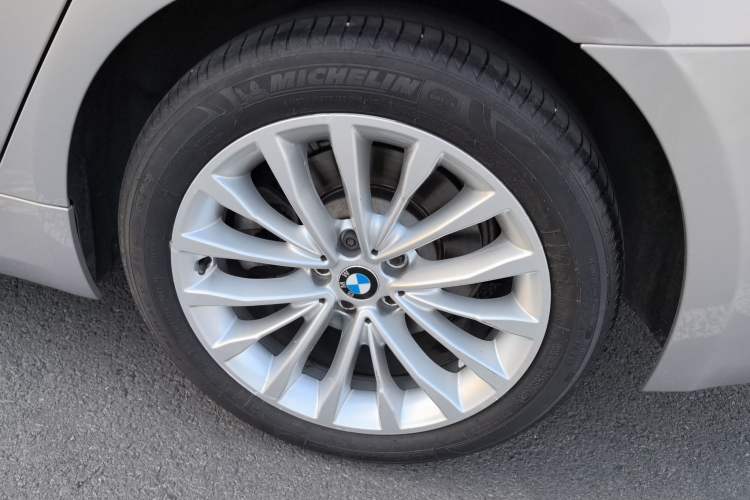 Used BMW 5 Series 2018 Revised Version 530Li Leading Edition Luxury Package Exterior 8
