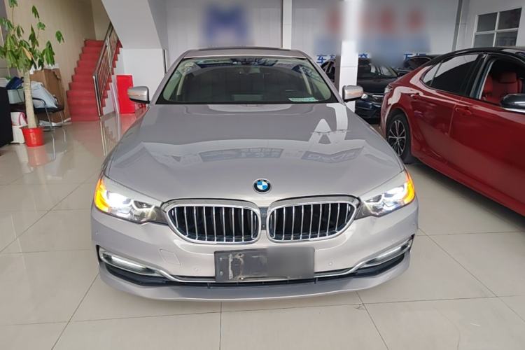 Used BMW 5 Series 2018 525Li Luxury Package Front