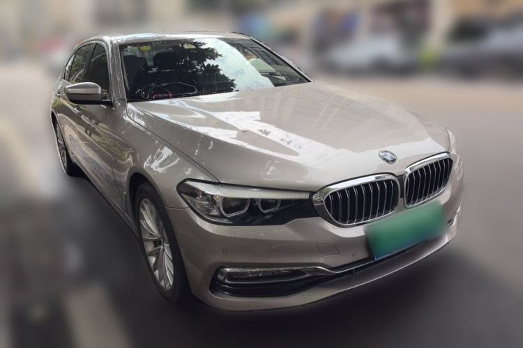 Used BMW 5 Series 2018 Revised Version 530Li Leading Edition Luxury Package Front Right 45 Deg