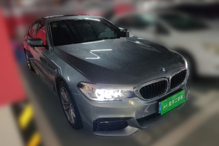 Used BMW 5 Series 2018 525i M Sport Package Front Right 45 Deg