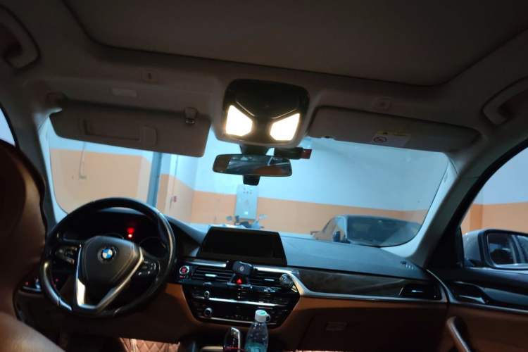 Used BMW 5 Series 2018 528Li Launch Special Edition Headliner