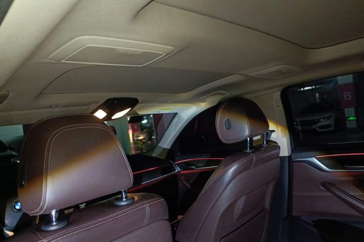 Used BMW 5 Series 2018 Revised Version 530Li Leading Edition Luxury Package Headliner