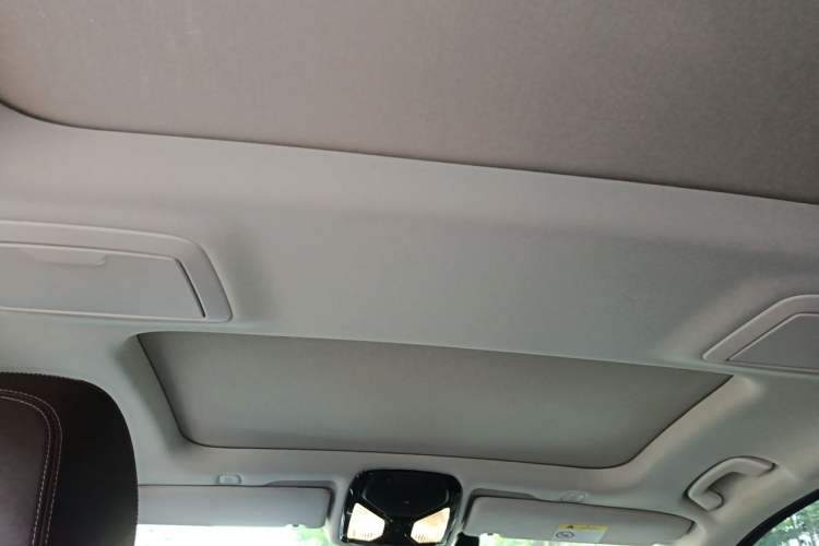 Used BMW 5 Series 2018 530Li Leading Edition Luxury Package Headliner