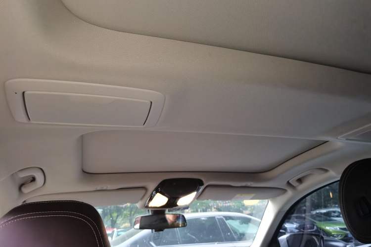 Used BMW 5 Series 2018 Facelifted 530Li Luxury Edition Premium Package Headliner
