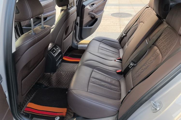 Used BMW 5 Series 2018 Revised Version 530Li Leading Edition Luxury Package Interior 2