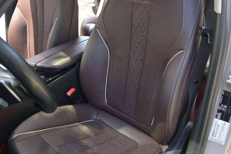 Used BMW 5 Series 2018 530Li Luxury Edition Premium Package Interior 5