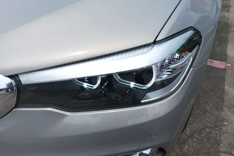 Used BMW 5 Series 2018 530Li Leading Edition Luxury Package Left Front Headlight