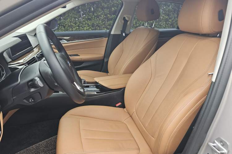 Used BMW 5 Series 2018 528Li Launch Special Edition Left Front Seat