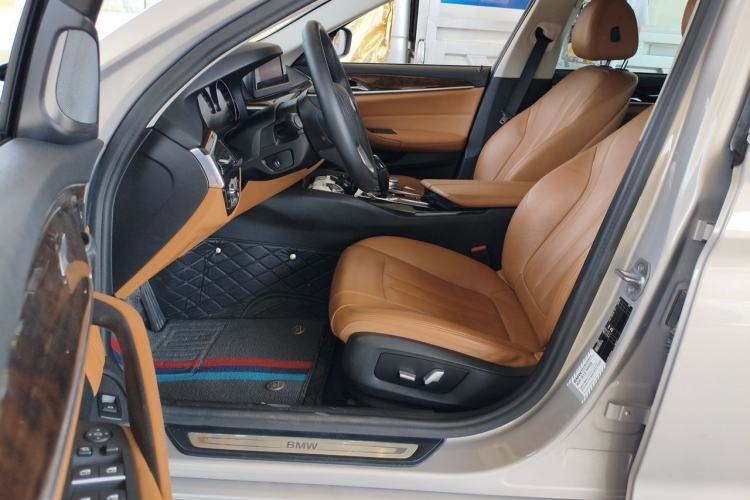 Used BMW 5 Series 2018 528Li Launch Special Edition Left Front Seat