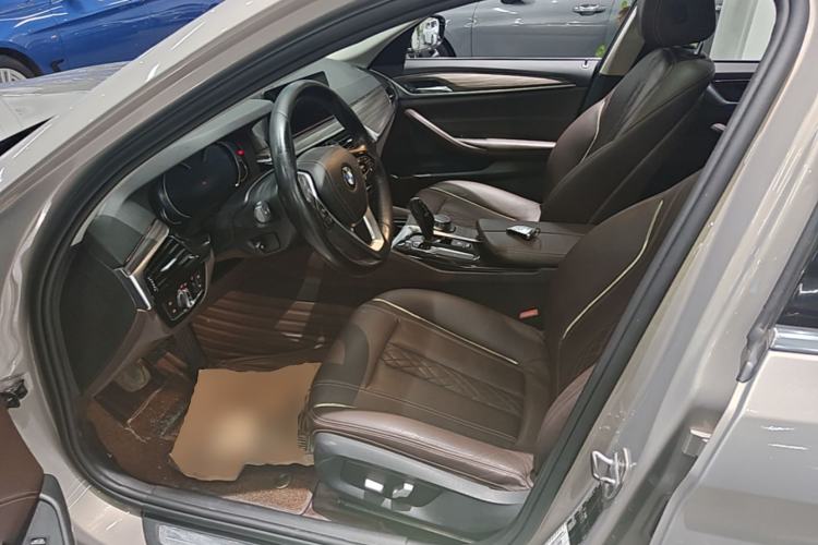 Used BMW 5 Series 2018 530Li Leading Edition Luxury Package Left Front Seat