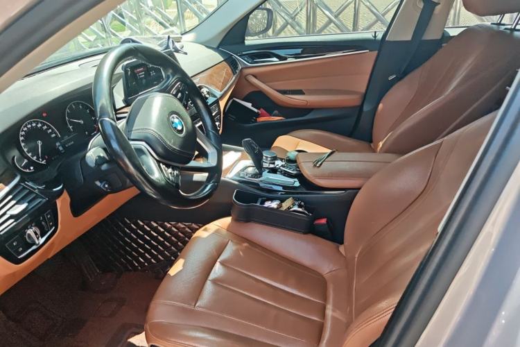 Used BMW 5 Series 2018 528Li Launch Special Edition Left Front Seat