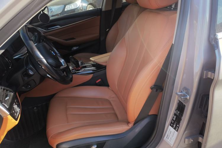 Used BMW 5 Series 2018 530Li xDrive Luxury Package Left Front Seat